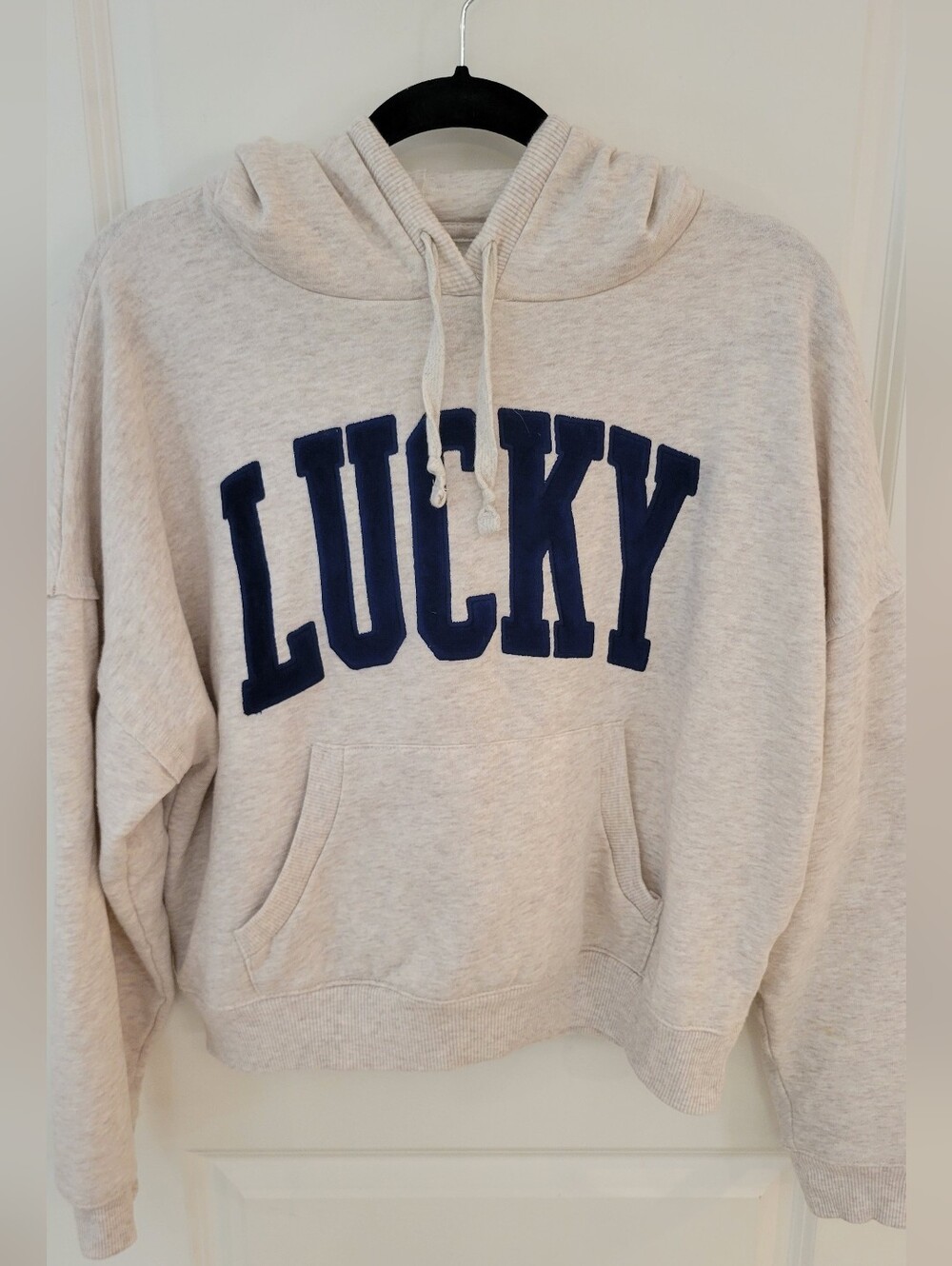 Lucky Brand Oatmeal Heather/Navy Chill At Home Cropped Hoodie Size Large